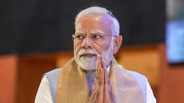 Prime Minister Narendra Modi has called on state governments to ensure the mandatory registration of all eligible real estate projects under RERA