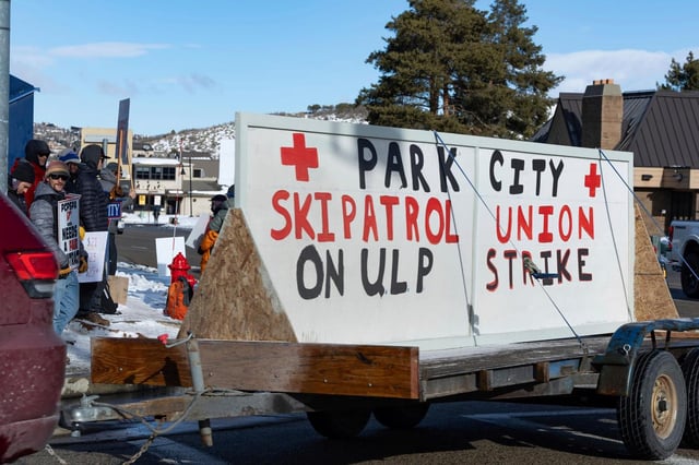 Park City Ski Patrol strike as they demanded livable wages in Park City, Utah Jan 7. 2025, (AP Photo/Melissa Majchrzak)