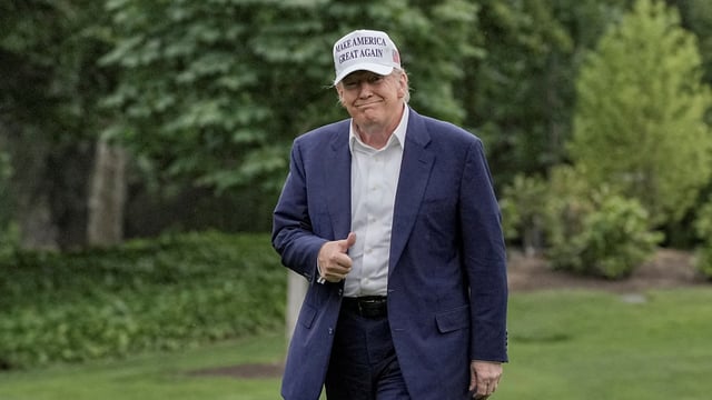 Donald Trump issued another round of pardons on Wednesday.