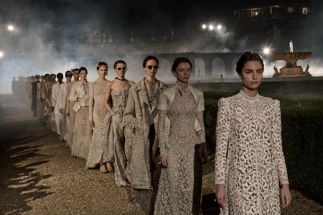 Le dernier défilé Dior de Maria Grazia Chiuri a eu lieu ce mardi à Rome, sa ville natale