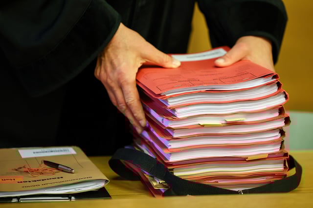 Die Staatsanwaltschaft Hamburg kommt nicht hinterher: Die Zahl der unerledigten Fälle der Kinderpornografie hat sich fast vervierfacht. (Symbolbild)
