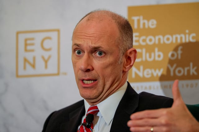 Austan Goolsbee, President and CEO of the Federal Reserve Bank of Chicago, speaks to the Economic Club of New York in New York City, U.S., April 10, 2025.  REUTERS/Brendan McDermid/File Photo
