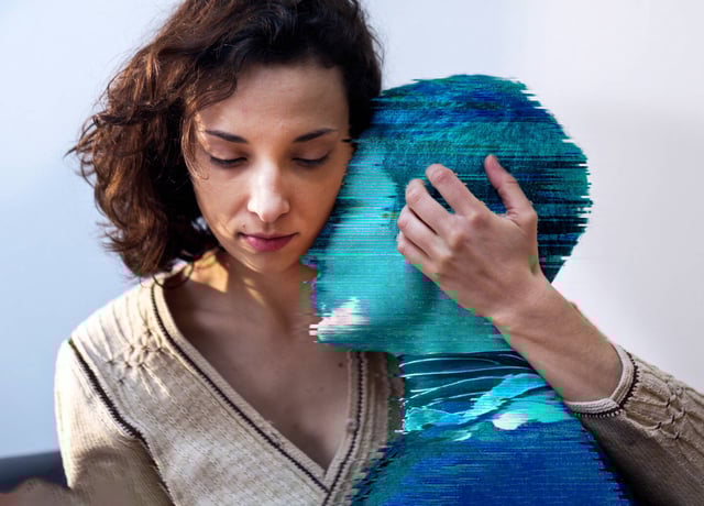 Difficile de penser qu’une génération biberonnée aux conversations intimes avec l’IA pourrait, à long terme, favoriser les «vraies» interactions sociales.