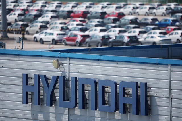 The logo of South Korea's biggest automaker company Hyundai Motor is pictured at Pyeongtaek port in Pyeongtaek, South Korea, April 15, 2025.   REUTERS/Kim Hong-Ji/File Photo