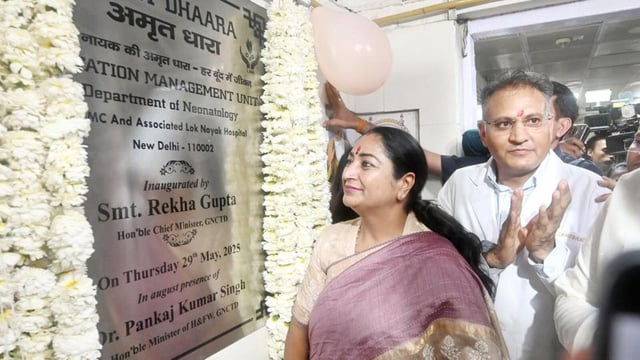 The CM inaugurated a genetics department, lactation management unit and nucleic acid testing lab. (Arvind Yadav/HT Photo)