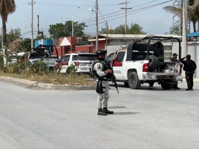 Tamaulipas police forces raid a building. (Credit Breitbart News Foundation / Cartel Chronicles)