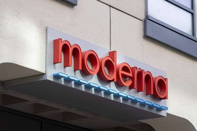 Cambridge, MA, USA - June 29, 2022: Moderna logo is seen at the entrance to its headquarters in Cambridge, Massachusetts. Moderna, Inc., is an American pharmaceutical and biotechnology company.