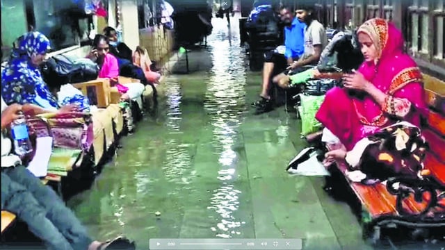 HC pulls up state over flooding at KEM Hospital, seeks urgent remedial measures