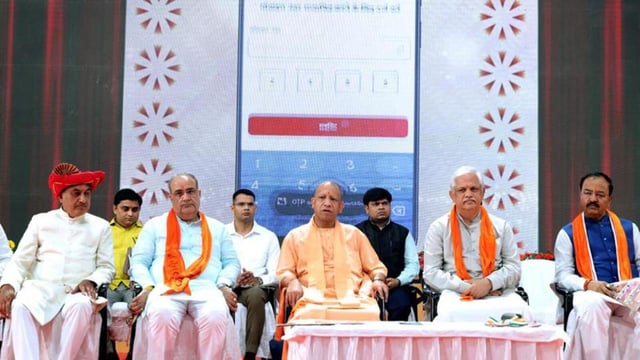 Uttar Pradesh chief minister Yogi Adityanath and BJP national general secretary (organisation) BL Santosh at an event held in connection with the tricentenary of Ahilyabai Holkar, in Lucknow on Thursday. (ANI PHOTO)