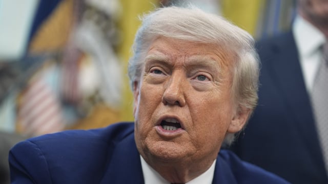 Donald Trump is planning to host a parade through DC on June 14. 