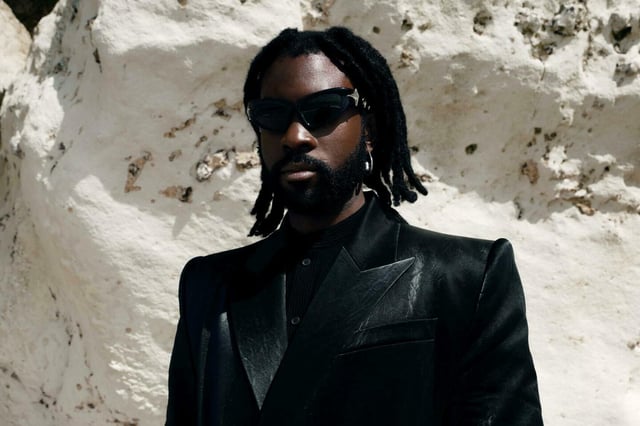 Avec cet ultime album, Damso achève une transformation artistique... et personnelle.
