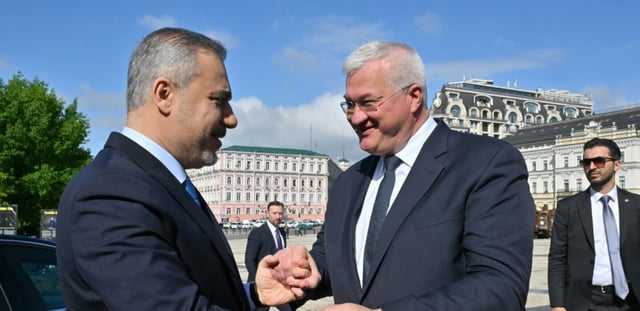 AFP - Hakan Fidan Andrii Sybiga