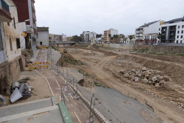Barranco del Poyo o de Torrent a su paso por el municipio de Paiporta en l'Horta Sud.