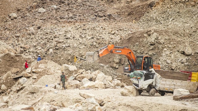 West Java's governor, Dedi Mulyadi, on his Instagram account said the site was dangerous and does not meet safety standards for workers. 