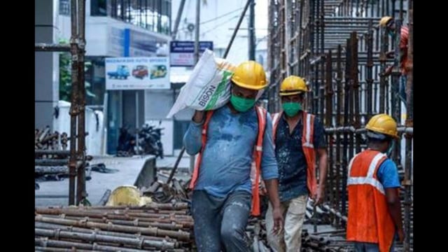 The biggest X factor for the economy, however, remains unchanged as far as the past few years are concerned. Will private capex finally gain momentum and emerge as the key driver of a sustained growth revival? (AFP)