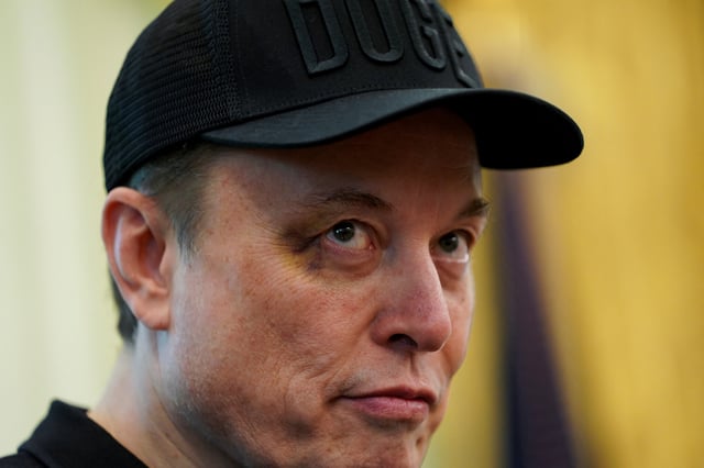 Elon Musk is seen with a bruised eye that Musk claimed he received at the hands of his son, X Æ A-12, as he attends a press conference with U.S. President Donald Trump in the Oval Office at the White House in Washington, D.C., U.S., May 30, 2025. REUTERS/Nathan Howard