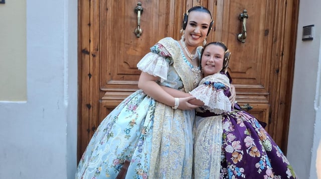 Paula Argudo y Elia Lull, las nuevas Falleras Mayores de Dénia