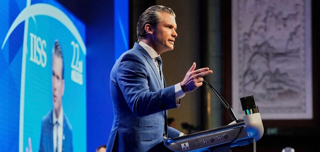 Pentagon-Chef Pete Hegseth warnt in Singapur eindringlich: „Die Bedrohung durch China ist real.“