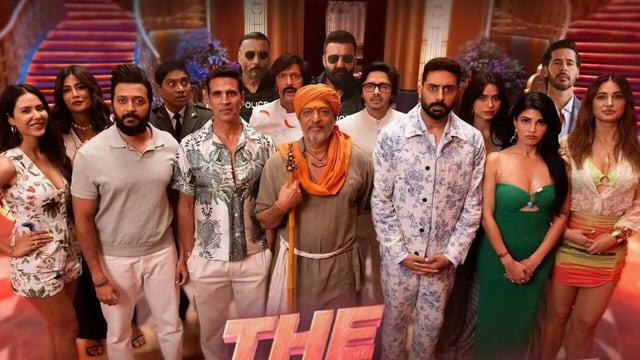 Housefull 5: Nana Patekar Gives Folk Dance A Comedic Twist In The Phoogdi Dance Song With Cast; WATCH