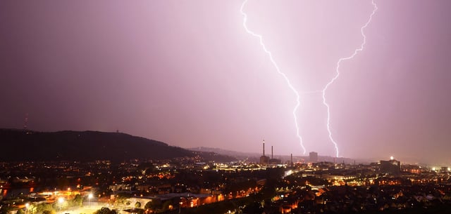 Gewitter über Stuttgart (Archivbild)