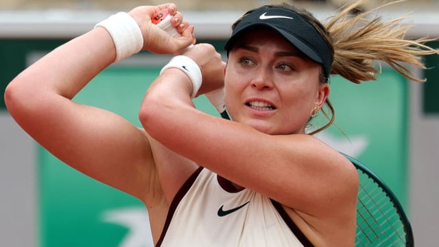 Paula Badosa, durante su partido de tercera ronda contra Daria Kasatkina, de Australia, en Roland Garros.