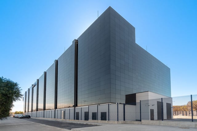Exterior del centro de datos de Barcelona de Merlin Properties
