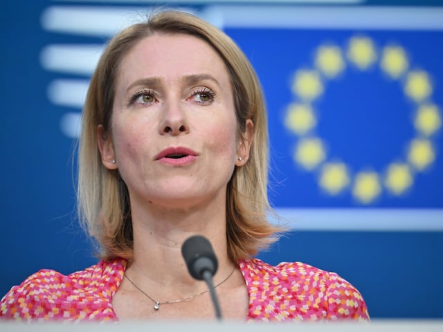 BRUSSELS, BELGIUM - MAY 20: EU High Representative for Foreign Affairs and Security Policy, Kaja Kallas holds a press conference in Brussels, Belgium on May 20, 2025. The EU decided to lift its economic sanctions on Syria to support the Syrian people in rebuilding their country after over a decade of civil war, the bloc's foreign policy chief announced Tuesday. (Photo by Dursun Aydemir/Anadolu via Getty Images)