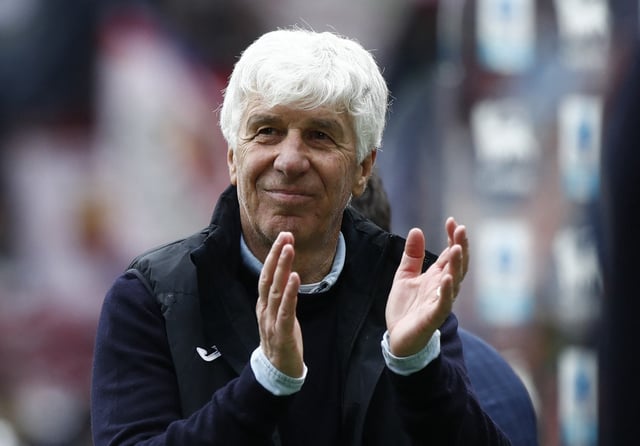Soccer Football - Serie A - Atalanta v Bologna - Gewiss Stadium, Bergamo, Italy - April 13, 2025 Atalanta coach Gian Piero Gasperini celebrates after the match REUTERS/Alessandro Garofalo/File Photo