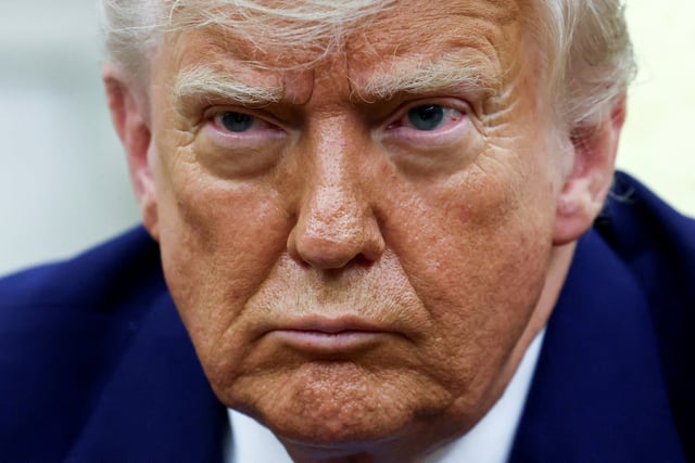 Donald Trump lors de sa rencontre avec le président sud-africain Cyril Ramaphosa dans le Bureau ovale de la Maison Blanche à Washington, D.C., États-Unis, le 21 mai 2025.
