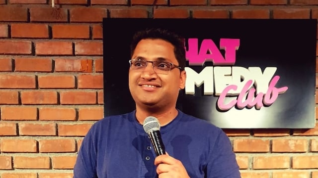 Comedian Gauav Gupta roasts a Pakistani man who came to watch his show in US. 