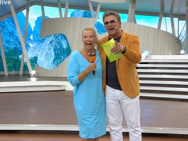 "Betreutes Moderieren": Andrea Kiewel und Hans Sigl im "Fernsehgarten".