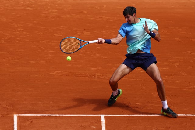 Tennis - French Open - Roland Garros, Paris, France - June 1, 2025 Australia's Alexei Popyrin in actiob during his fourth round match against Tommy Paul of the U.S. REUTERS/Lisi Niesner