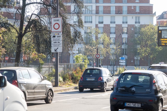 Lancées en 2019 pour limiter les émissions de particules fines, les ZFE avaient pour objectif d’interdire les véhicules les plus anciens dans les métropoles de plus de 150.000 habitants..