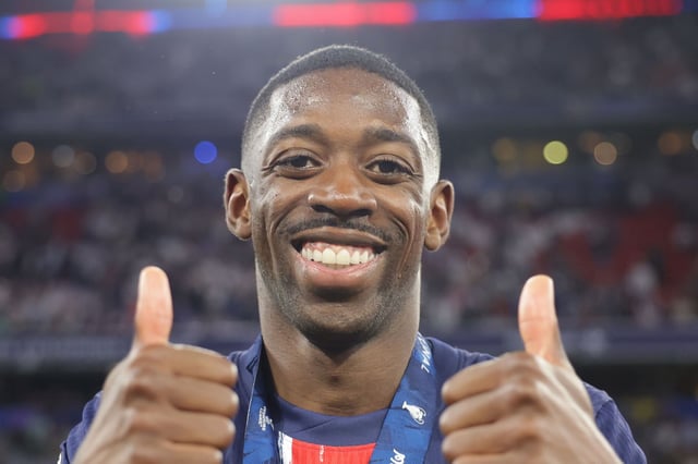 Ousmane Dembele celebra la conquista de la Champions en Múnich con el PSG.
