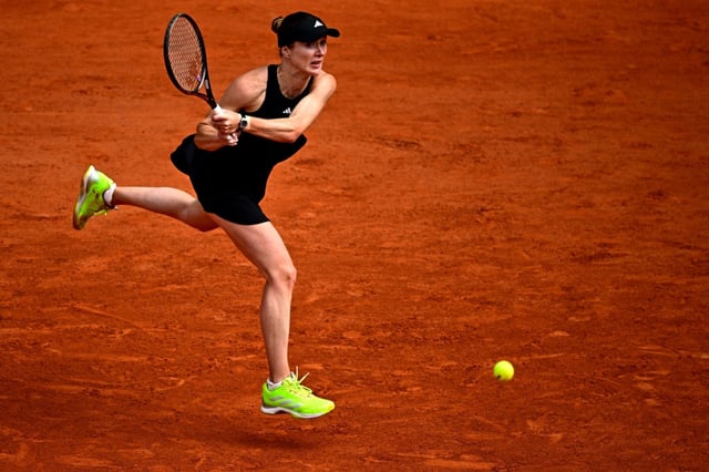 L'Ukrainienne Elina Svitolina en huitièmes de finale de Roland-Garros contre l'Italienne Jasmine Paolini le 1er juin 2025 à Paris