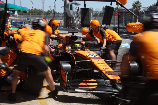 Formula One F1 - Spanish Grand Prix - Circuit de Barcelona-Catalunya, Barcelona, Spain - May 31, 2025 McLaren's Oscar Piastri during practice REUTERS/Bruna Casas
