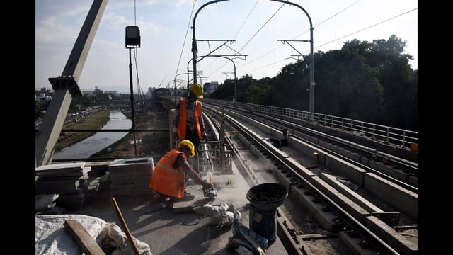Under Phase 2, 28 elevated stations are planned. Maha-Metro has divided the project into two parts and invited tenders in phases. (HT)