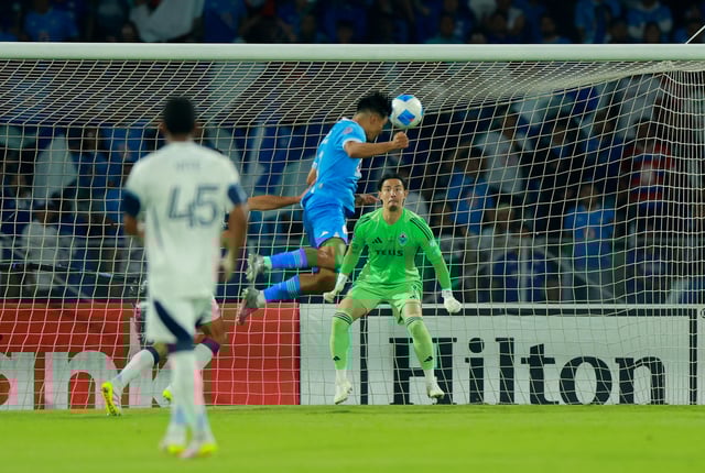 Soccer Football - CONCACAF Champions Cup - Final - Cruz Azul v Vancouver Whitecaps - Estadio Olimpico Mexico 1968, Mexico City, Mexico - June 1, 2025 Cruz Azul's Angel Sepulveda scores their fifth goal REUTERS/Raquel Cunha