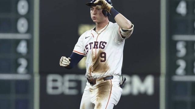 May 10, 2025; Houston, Texas, USA; Houston Astros left fielder Zach Dezenzo (9) reacts after hitting a double during the third inning against the Cincinnati Reds at Daikin Park. Mandatory Credit: Troy Taormina-Imagn Images