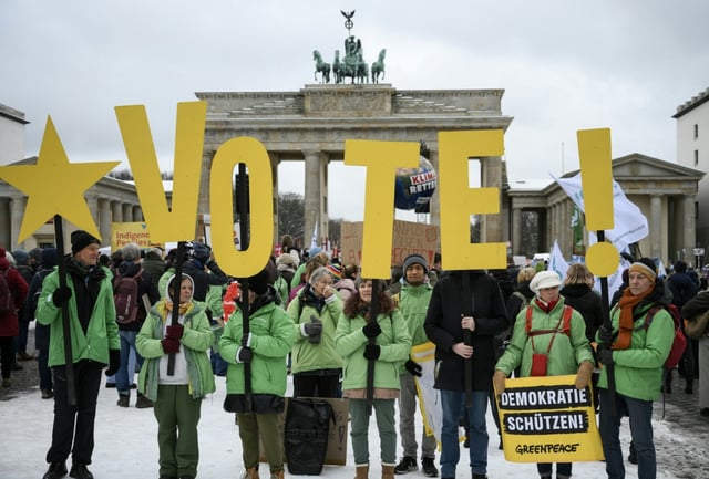 Mehr als 85 Prozent der Weltbevölkerung lebten aktuell in Ländern, in denen die Handlungsräume für Zivilgesellschaft beschränkt, unterdrückt oder komplett geschlossen seien. Das geht aus dem Atlas der Zivilgesellschaft von Brot für die Welt hervor.