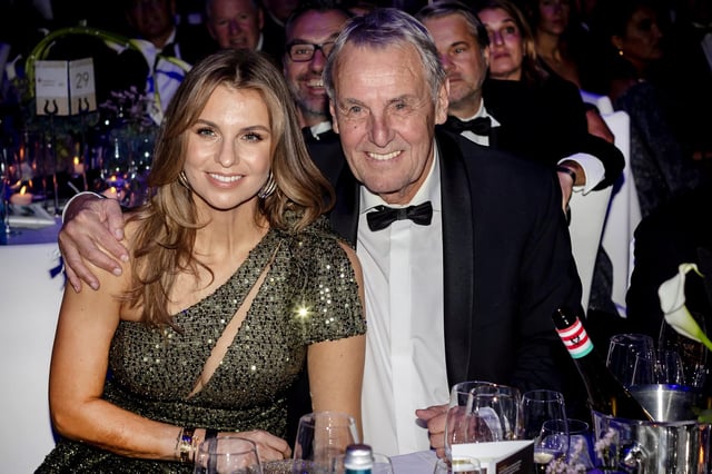 Laura Wontorra mit ihrem Vater Jörg (r.)
