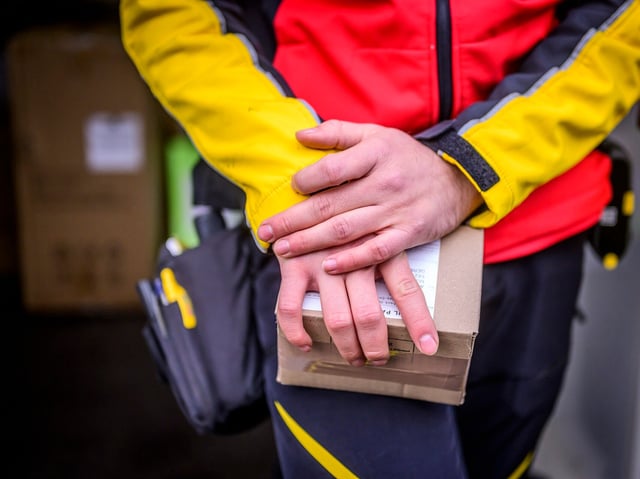 DHL hat zum 1. Juni die Preise für den internationalen Versand angepasst.