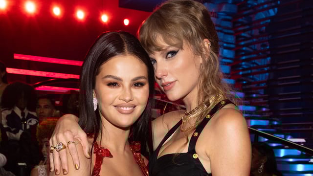 Selena Gomez and Taylor Swift at the 2023 MTV Video Music Awards held at Prudential Center on September 12, 2023 in Newark, New Jersey.