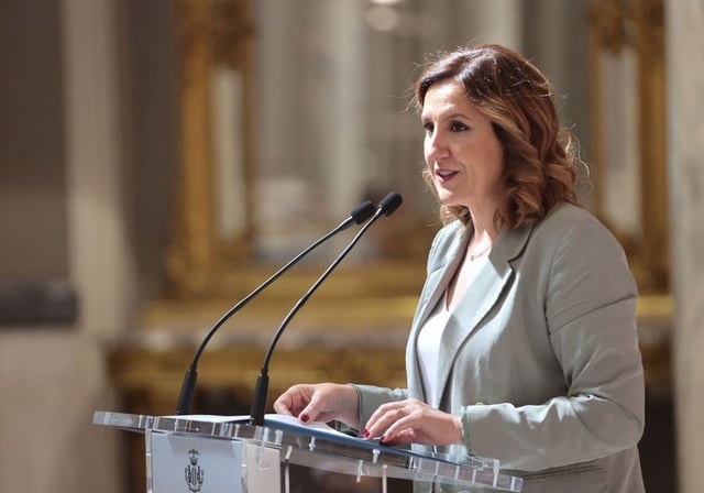 Imagen de la alcaldesa de Valencia, María José Catalá, en la firma del acuerdo laboral este lunes