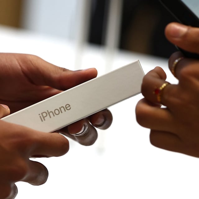 New iPhone, new camera bump?