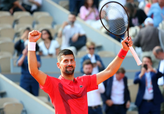 Tennis - French Open - Roland Garros, Paris, France - June 2, 2025 Serbia's Novak Djokovic celebrates winning his fourth round match against Britain's Cameron Norrie REUTERS/Denis Balibouse