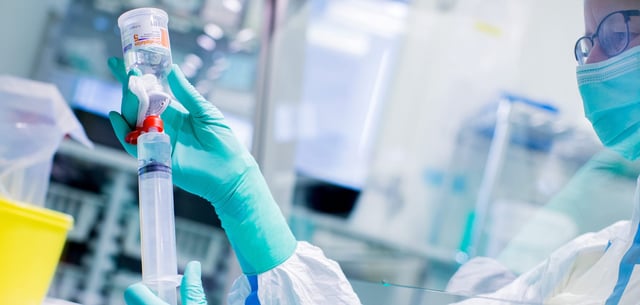 Die Herstellung von Krebsmedikamenten ist teuer, der Handel mit ihnen lukrativ – das sollen mehrere Beschuldigte ausgenutzt haben