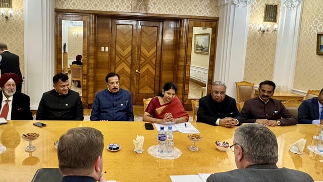 An all-party delegation led by DMK MP Kanimozhi Karunanidhi on Monday