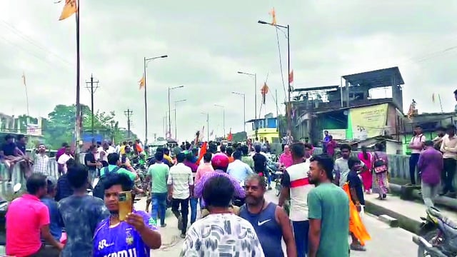 Tensions escalate in Siliguri over VHP-called bandh, several detained