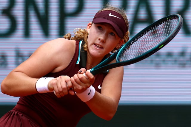 Tennis - French Open - Roland Garros, Paris, France - June 2, 2025 Russia's Mirra Andreeva in action during her fourth round match against Australia's Daria Kasatkina REUTERS/Lisi Niesner